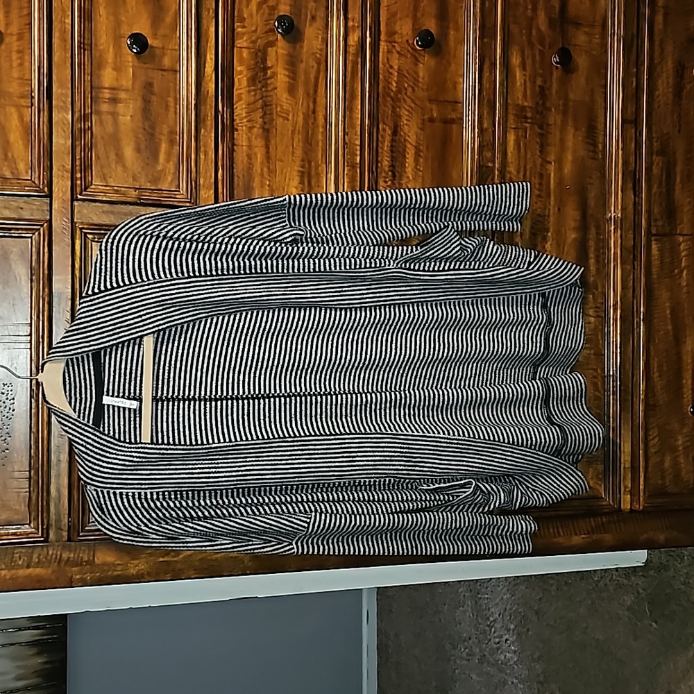 Womens Z supply black and gray cardigan with pockets. Sz small